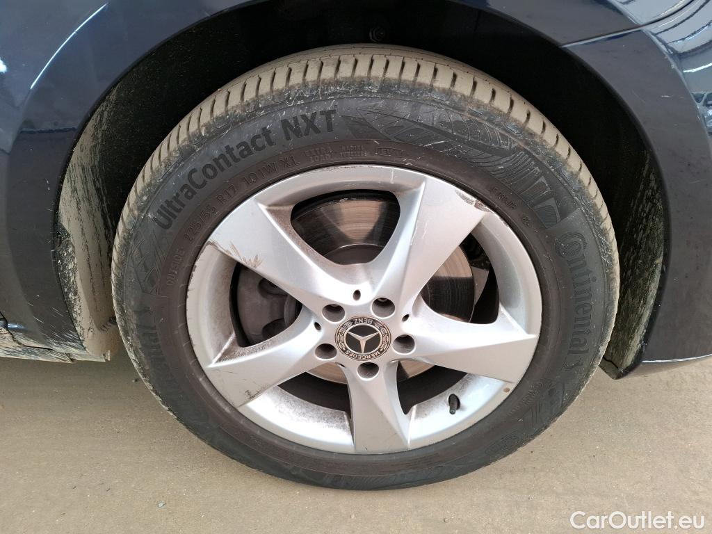  Mercedes  V-Klasse Classe V Long / 2019 / 5P / monospace V 250 d LG Avantgarde (Ex 036L) / SUR PARC #26