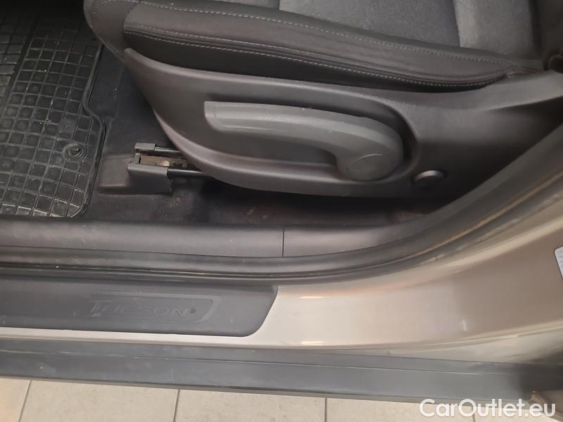  Hyundai  Tucson  (2015) Tuc. 1.6TGDi 130 Smart 4x4 AT #3