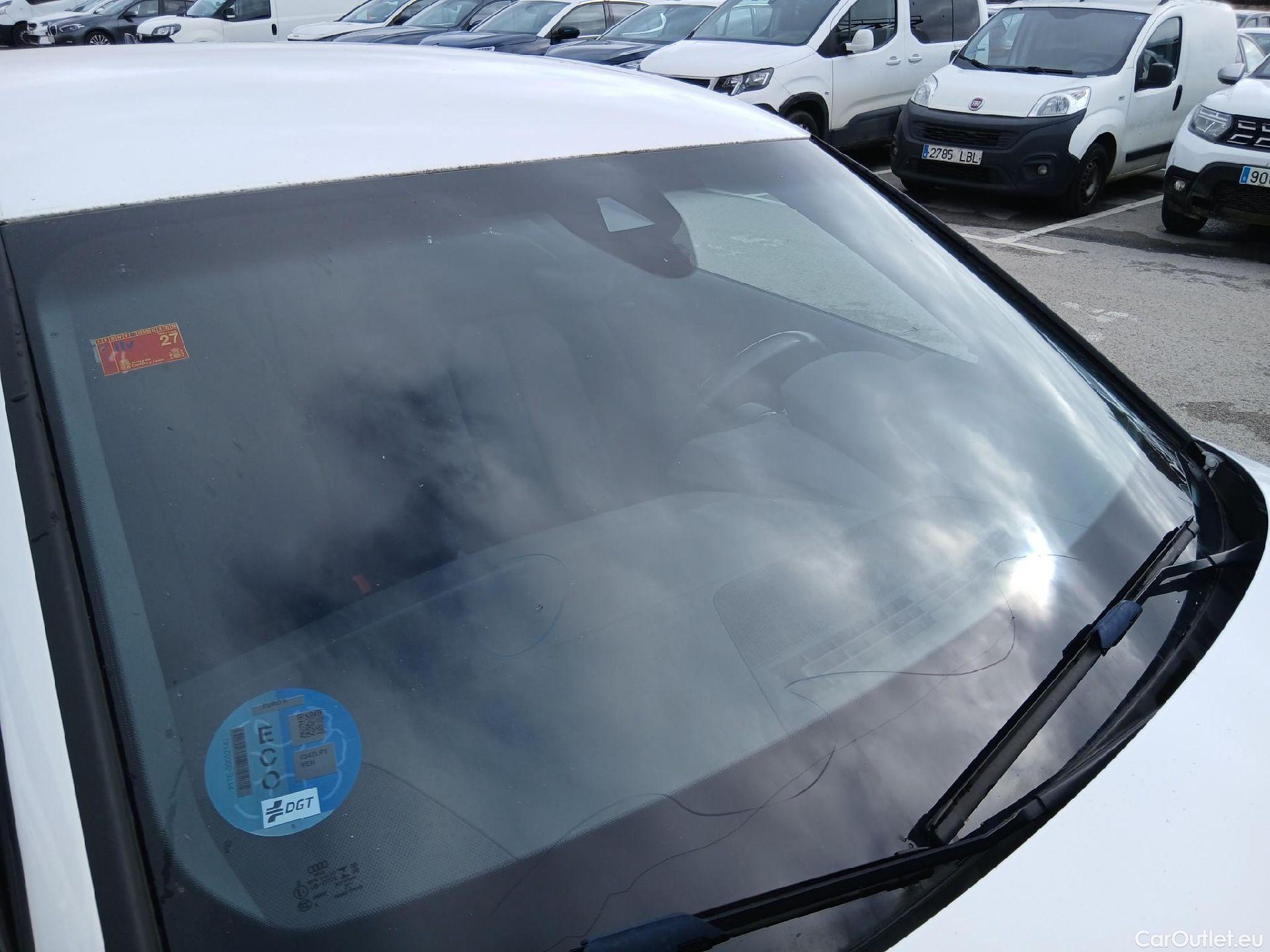  Audi  A3 AUDI  / 2020 / 4P / sedán Sedan 30 TFSI 81kW (110CV) S tronic #3