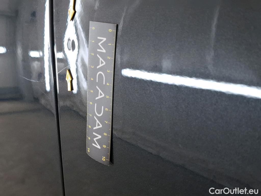  Volvo  XC90 VOLVO  / 2019 / 5P / SUV Recharge T8 AWD Geartronic 8 R-Design #53