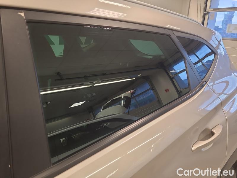  Hyundai  Tucson  (2015) Tuc. 1.6TGDi 130 Smart 4x4 AT #25