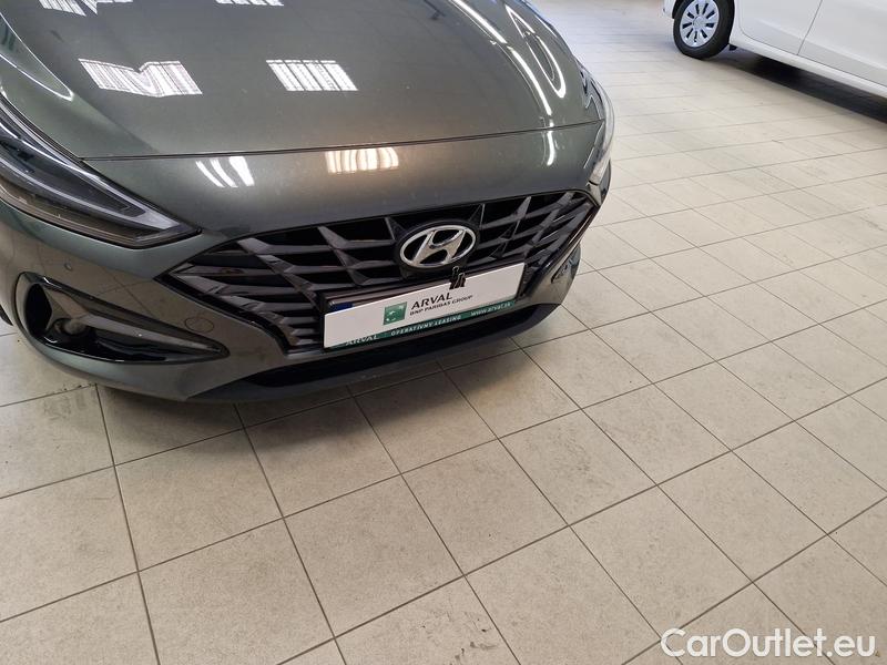  Hyundai  i30  Fastback (2018 ->)  FB 1.5 T-GDI Family AT #3