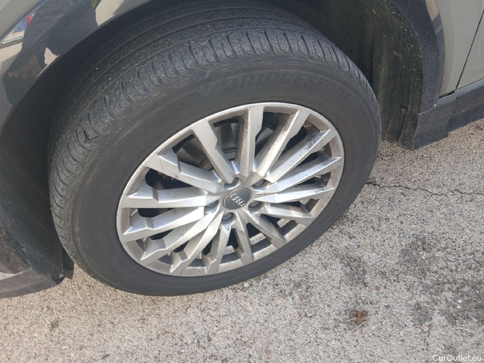  Audi  Q2 AUDI  / 2016 / 5P / todoterreno Design 30 TFSI 85kW (116CV) #2