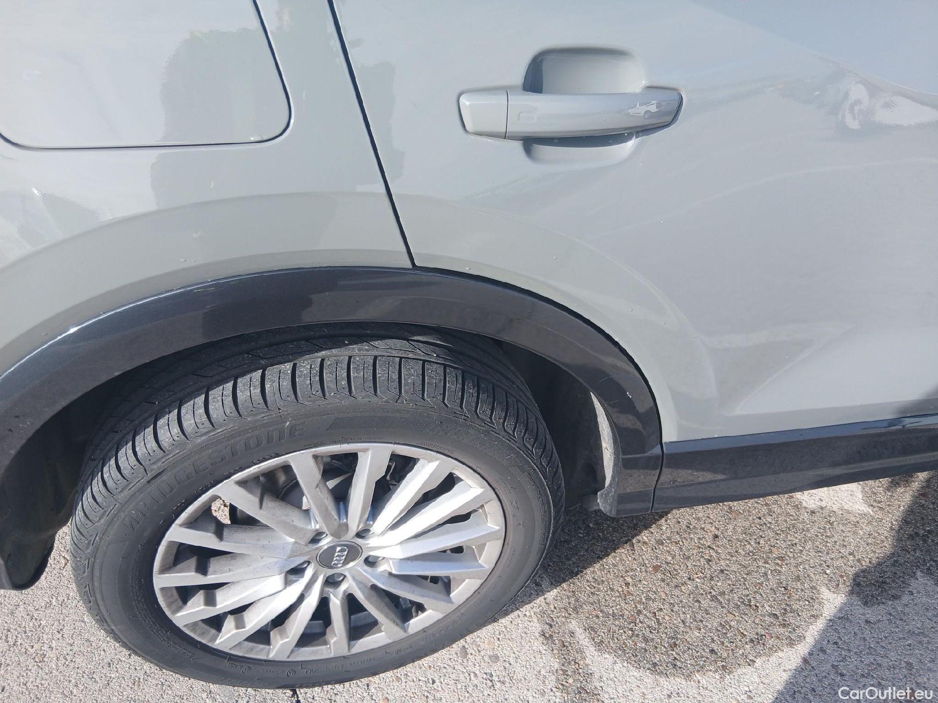  Audi  Q2 AUDI  / 2016 / 5P / todoterreno Design 30 TFSI 85kW (116CV) #19