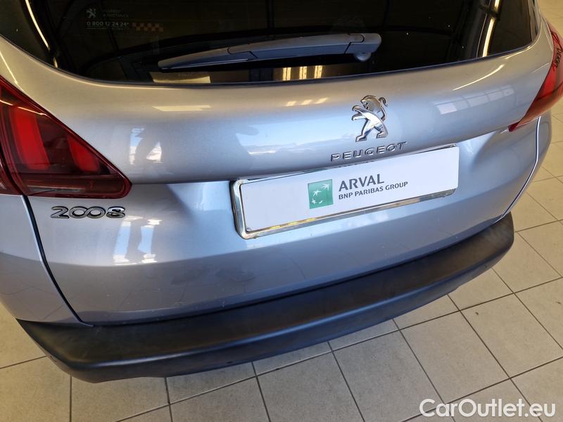  Peugeot  2008  (P1) (2019)  1.2PT.110 Signature #17