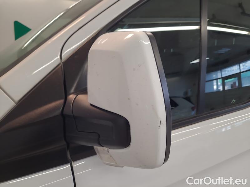  Ford  Transit  Custom (2013) Tr.C.2.0EBL 96 Tr.320 L2 4d #16