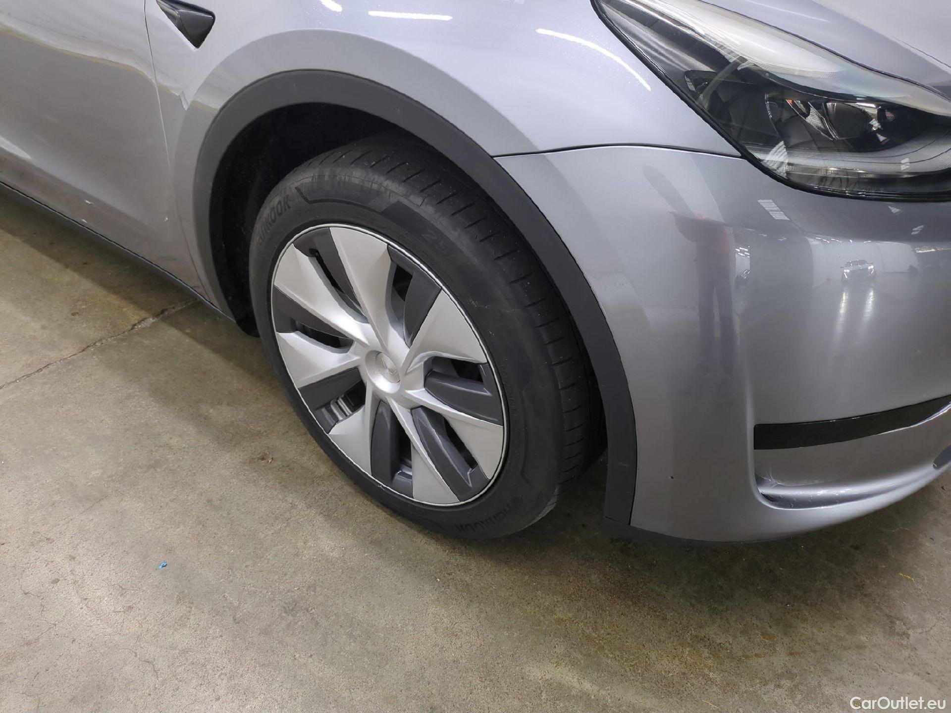  Tesla  Model Y TESLA  / 2021 / 5P / SUV RWD #17