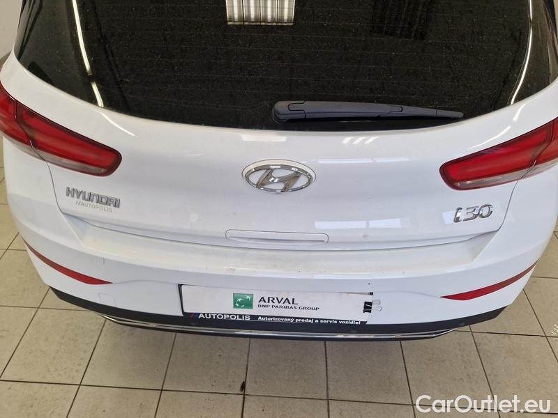  Hyundai  i30  (PD)(01.2017 ->)  1.5TGDi 118 Family #6