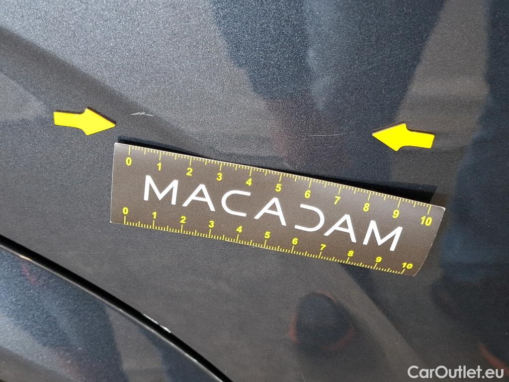  Volvo  XC90 VOLVO  / 2019 / 5P / SUV Recharge T8 AWD Geartronic 8 R-Design #25