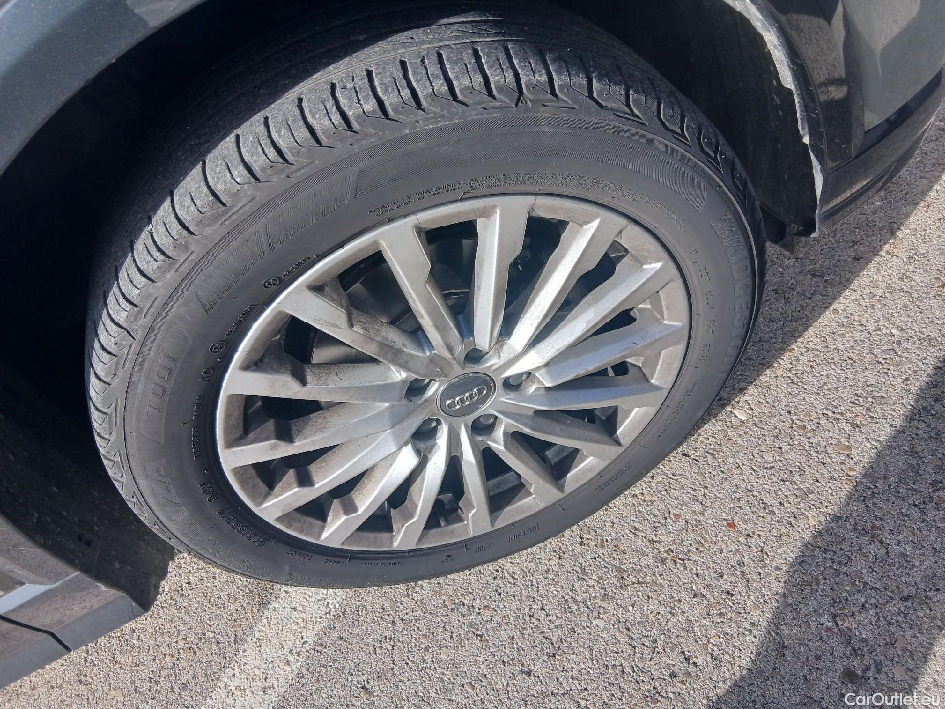  Audi  Q2 AUDI  / 2016 / 5P / todoterreno Design 30 TFSI 85kW (116CV) #4