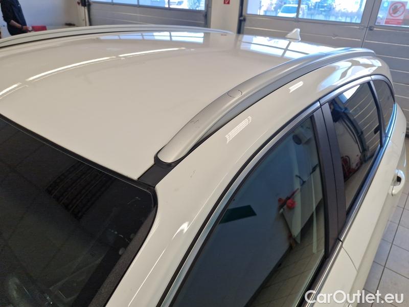  Hyundai  i30   cw (PD)(2017->)  1.5TGDi 118 Family #16