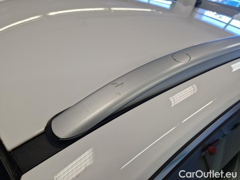  Hyundai  i30   cw (PD)(2017->)  1.5TGDi 118 Family #17