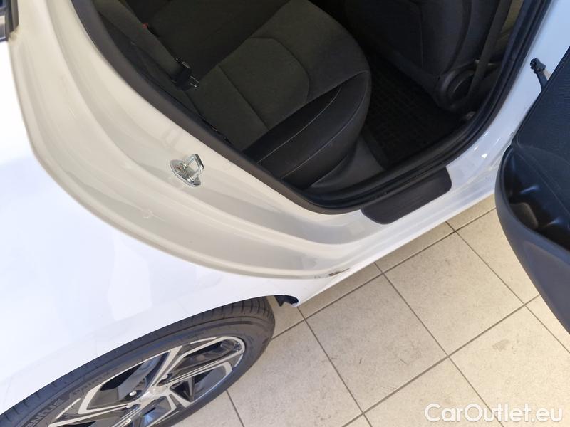  Hyundai  i30   cw (PD)(2017->)  1.5TGDi 118 Family #7