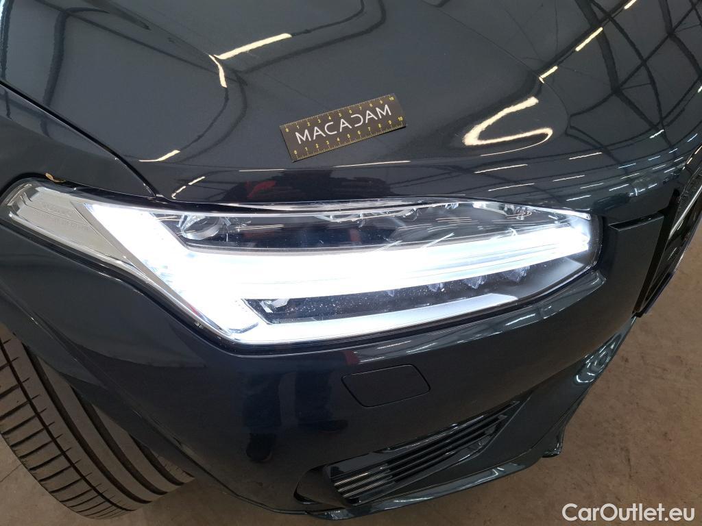  Volvo  XC90 VOLVO  / 2019 / 5P / SUV Recharge T8 AWD Geartronic 8 R-Design #1