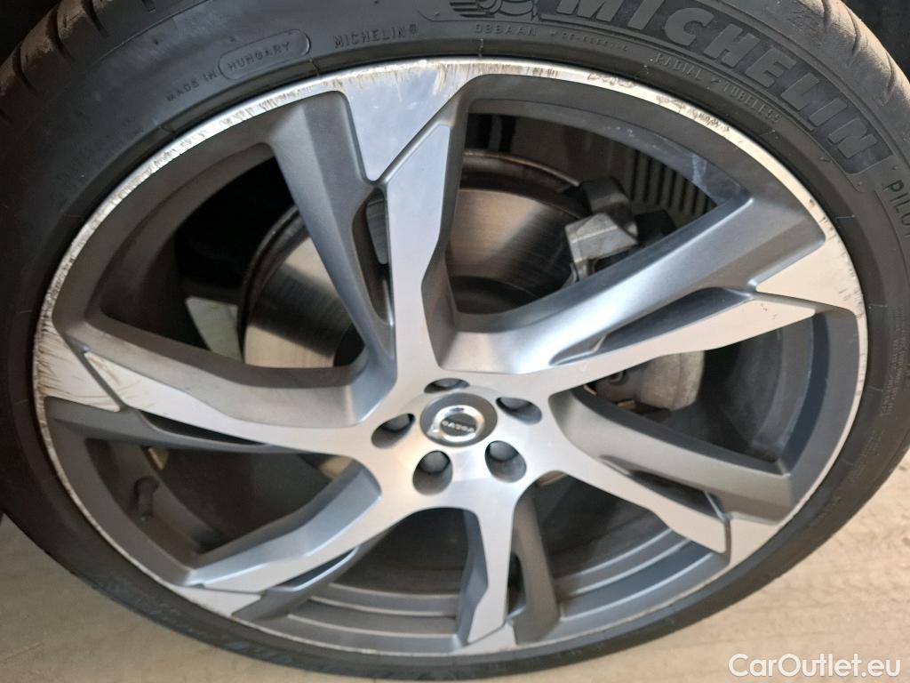  Volvo  XC90 VOLVO  / 2019 / 5P / SUV Recharge T8 AWD Geartronic 8 R-Design #43