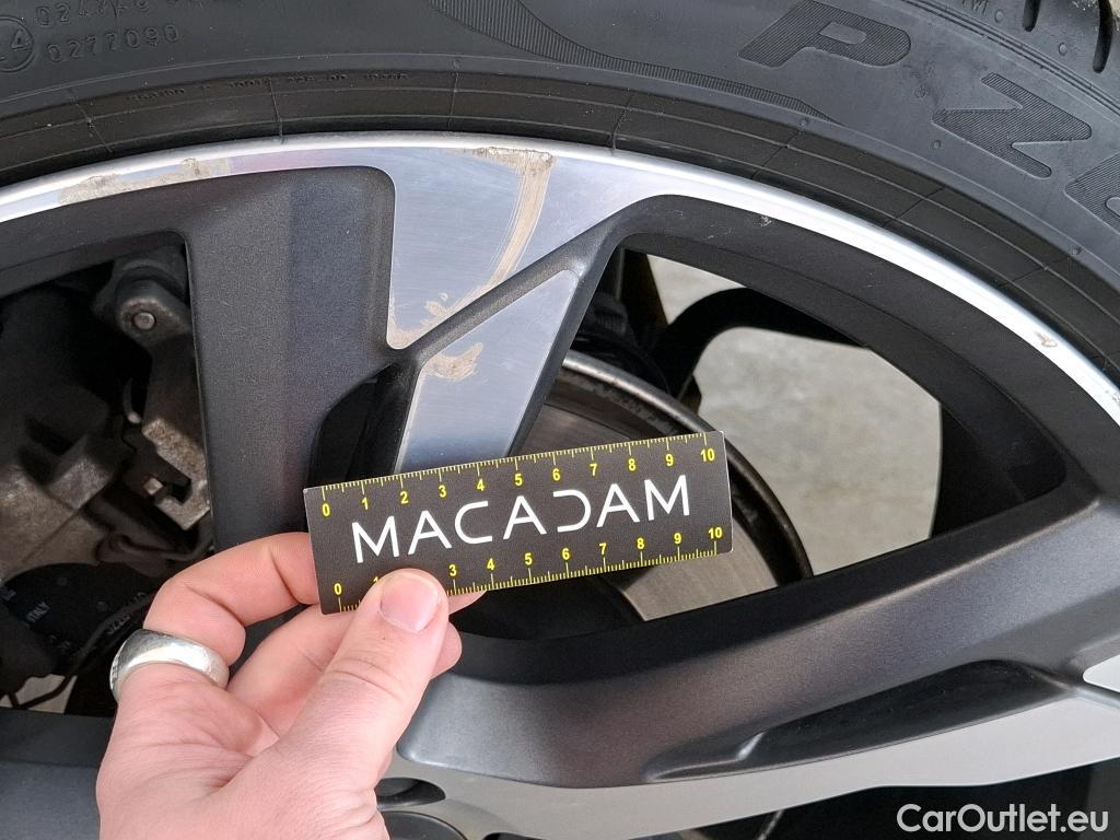  Volvo  XC90 VOLVO  / 2019 / 5P / SUV Recharge T8 AWD Geartronic 8 R-Design #40