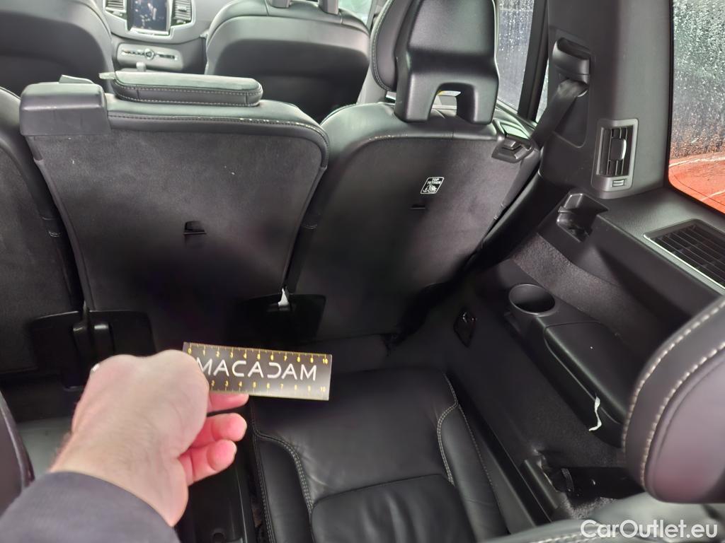  Volvo  XC90 VOLVO  / 2019 / 5P / SUV Recharge T8 AWD Geartronic 8 R-Design #28