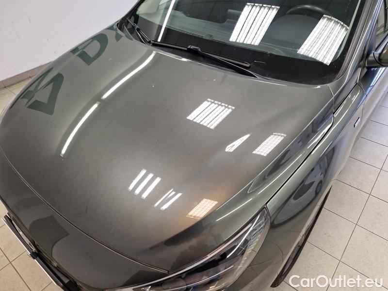  Hyundai  i30  Fastback (2018 ->)  FB 1.5 T-GDI Family AT #23