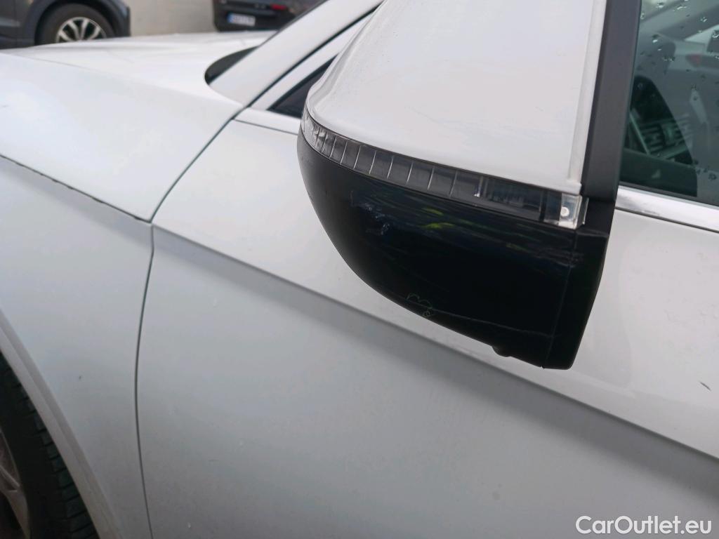  Land Rover  Discovery AUDI Q5 / 2020 / 5P / todoterreno Advanced 35 TDI 120kW S tronic (AC2) #13