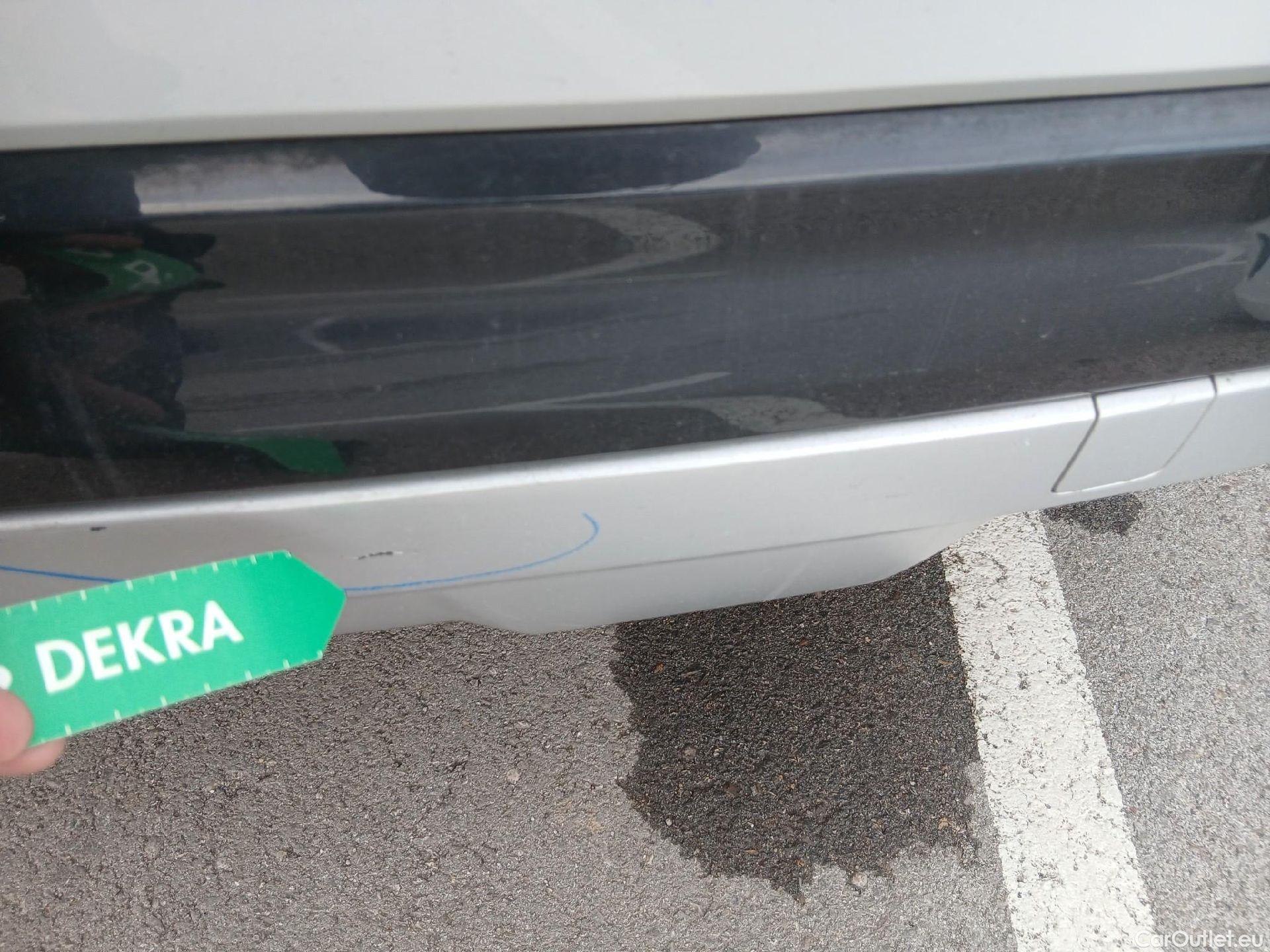  Audi  Q2 AUDI  / 2016 / 5P / todoterreno Design 30 TFSI 85kW (116CV) #24