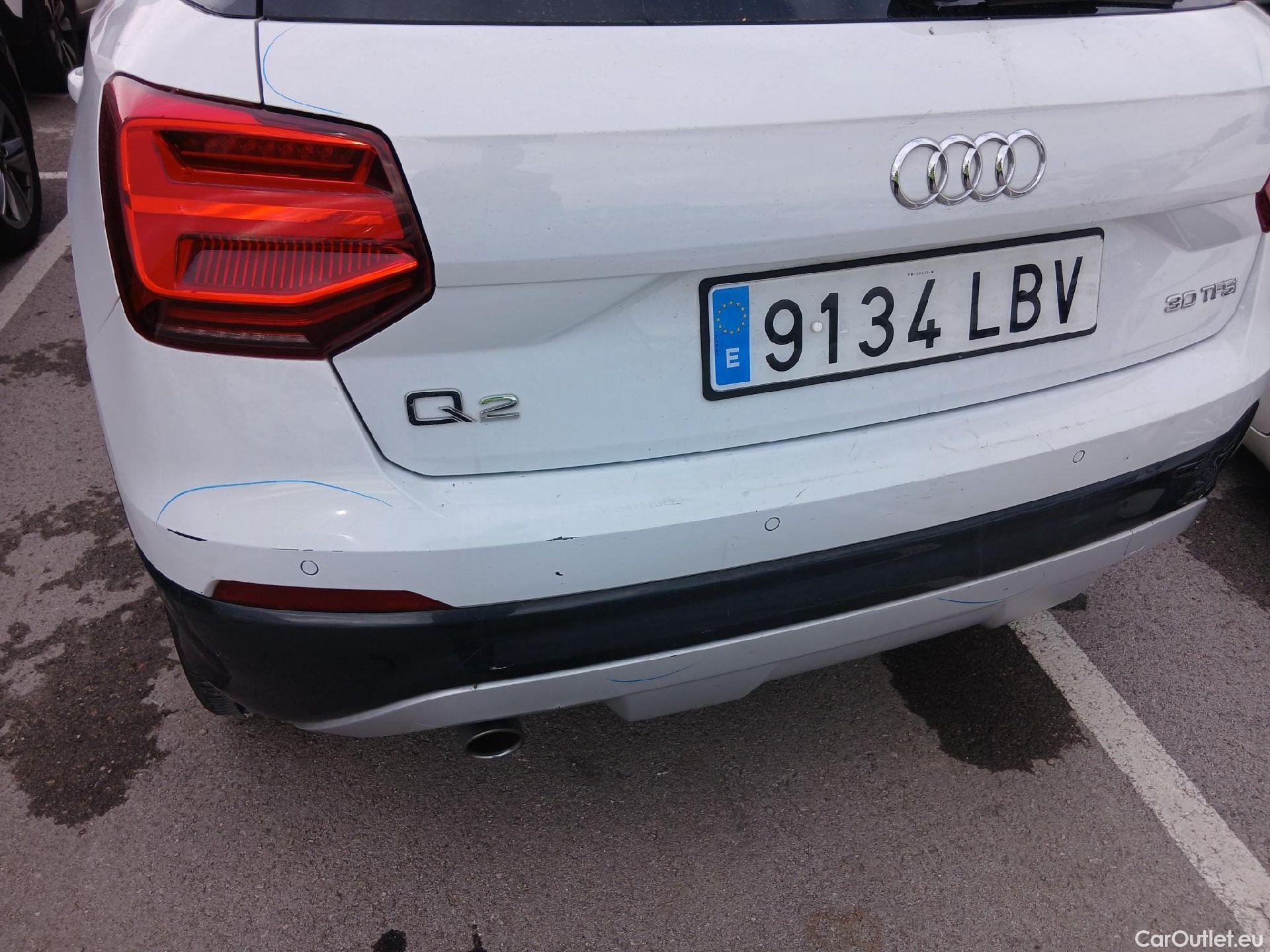  Audi  Q2 AUDI  / 2016 / 5P / todoterreno Design 30 TFSI 85kW (116CV) #23