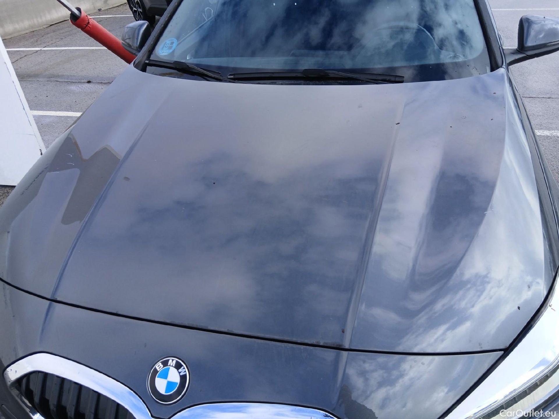  Bmw  Serie 1 BMW  / 2019 / 5P / berlina con portón 118i #4