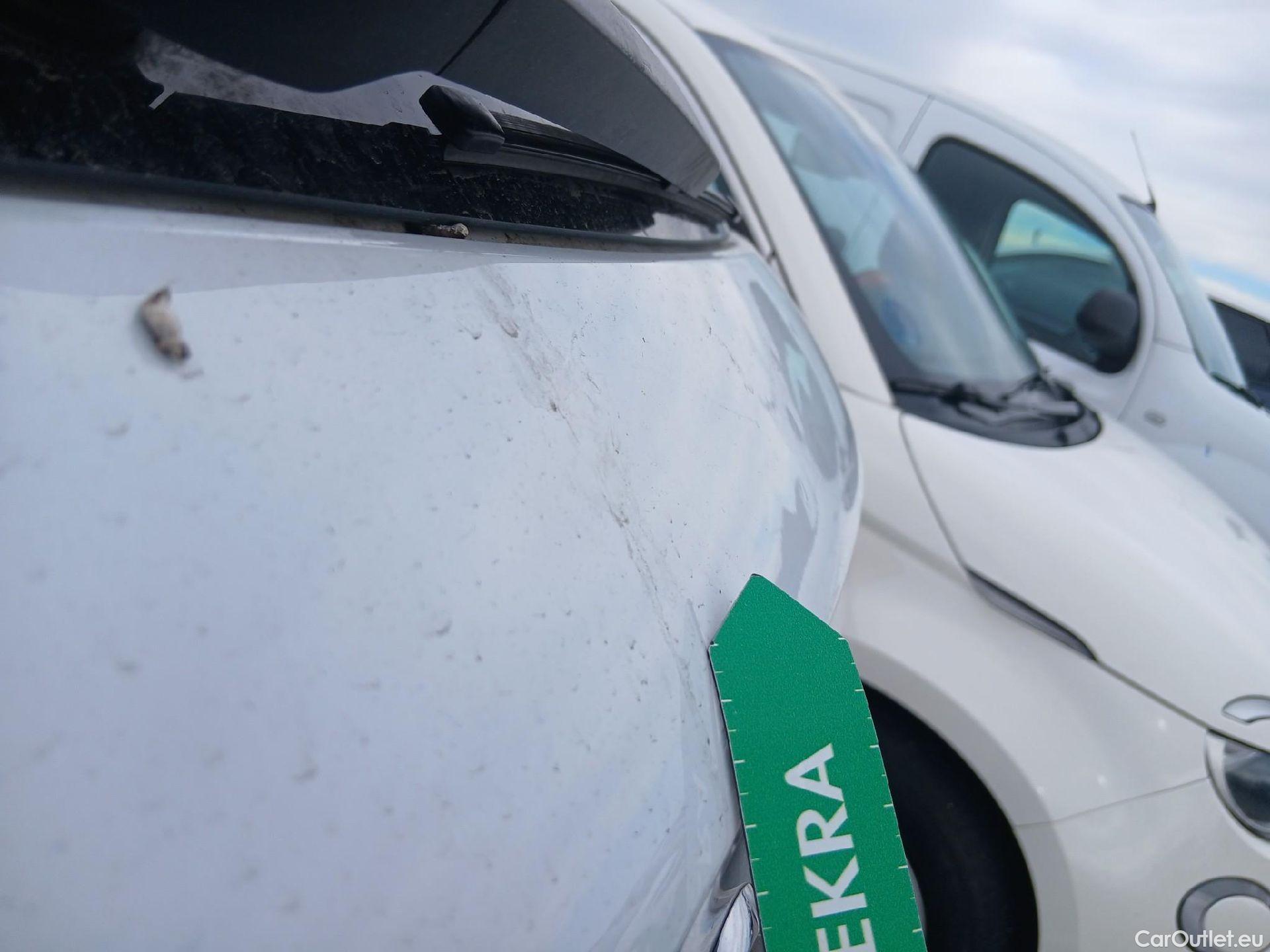  Audi  Q2 AUDI  / 2016 / 5P / todoterreno Design 30 TFSI 85kW (116CV) #19