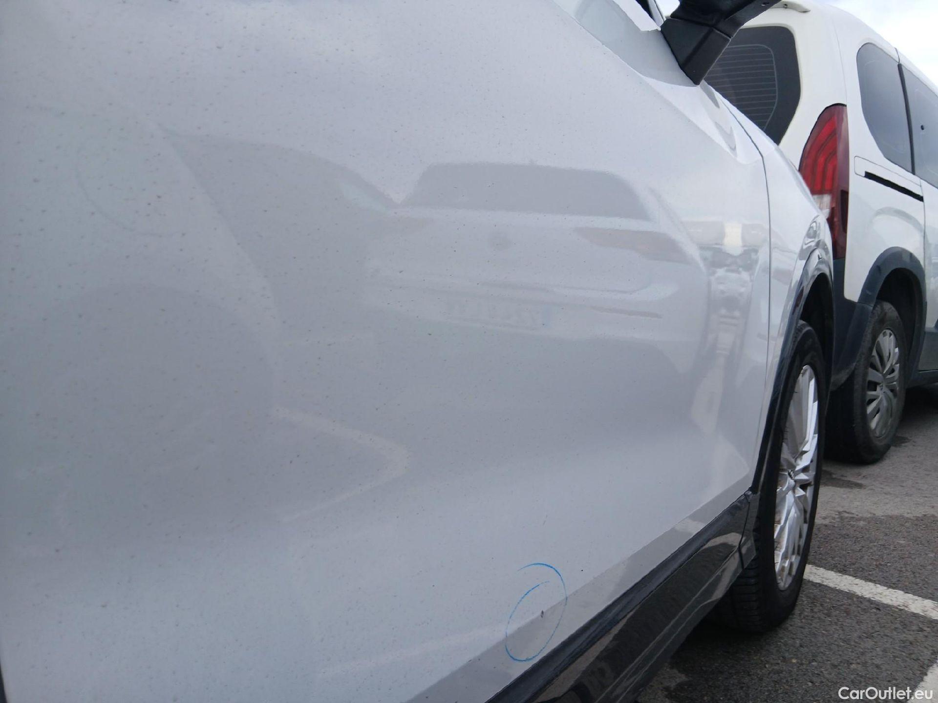  Audi  Q2 AUDI  / 2016 / 5P / todoterreno Design 30 TFSI 85kW (116CV) #31