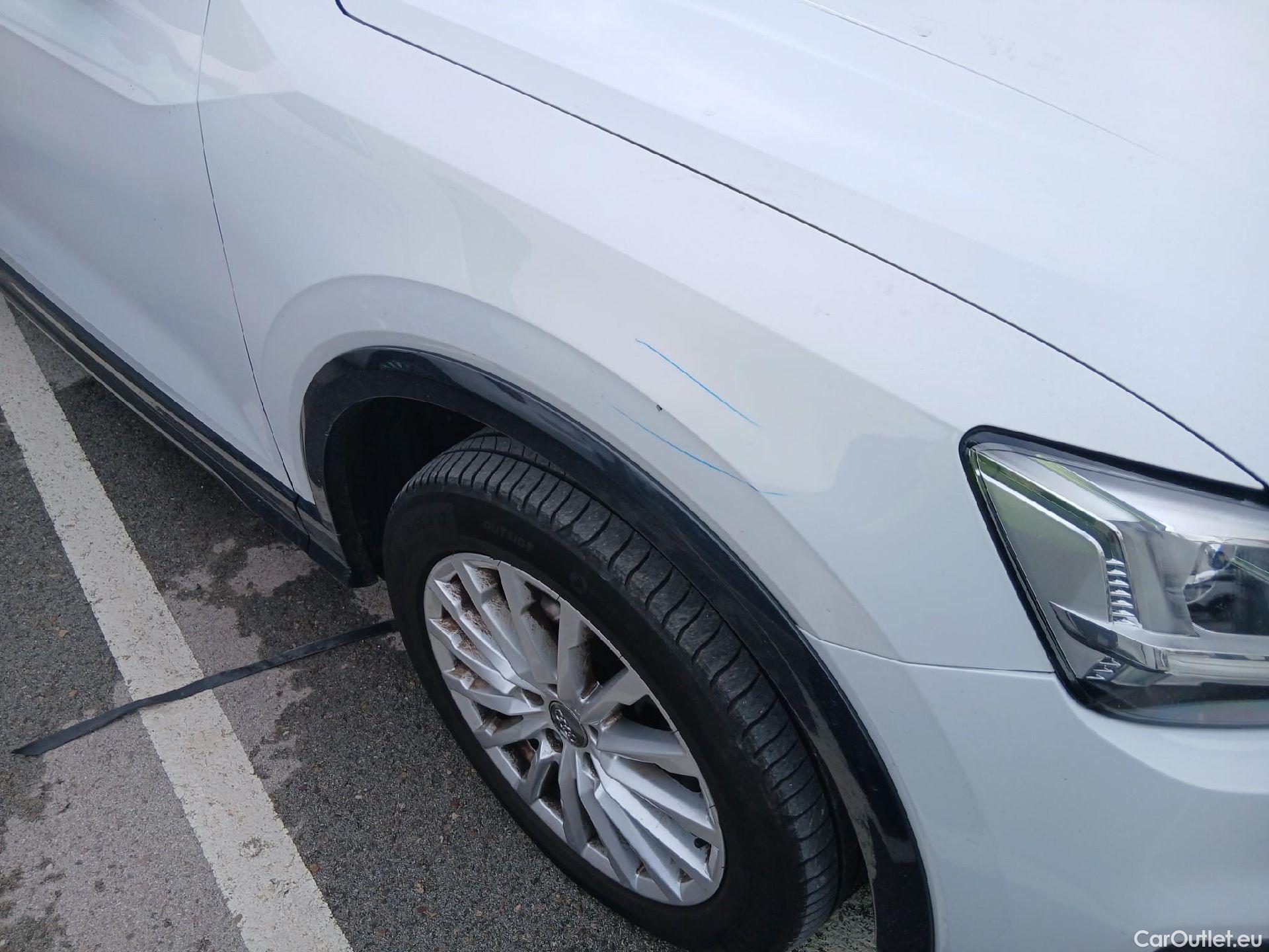  Audi  Q2 AUDI  / 2016 / 5P / todoterreno Design 30 TFSI 85kW (116CV) #32