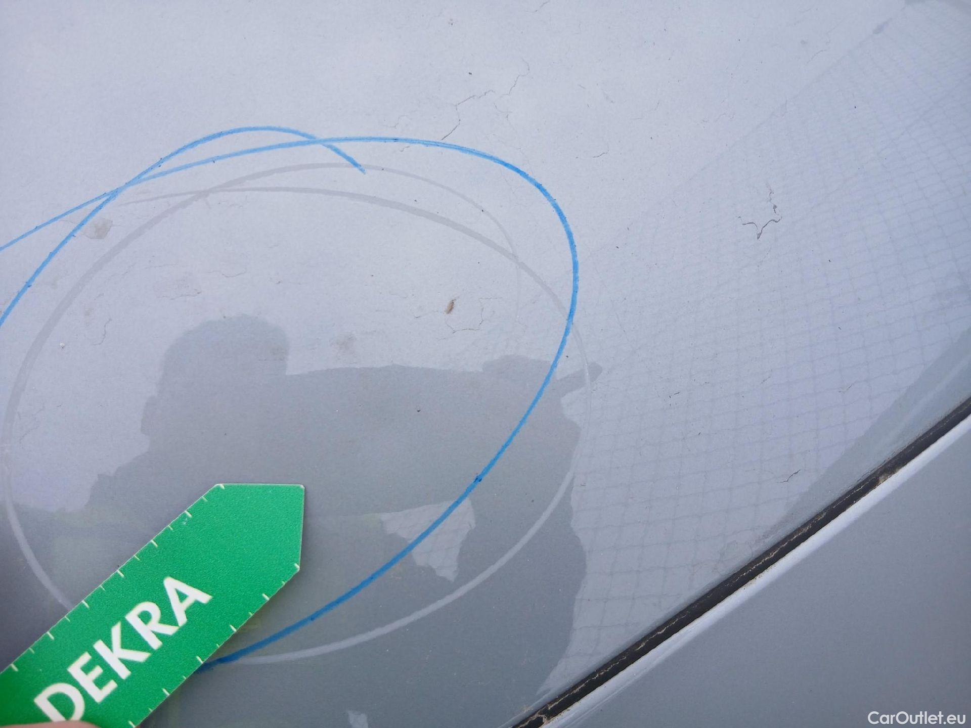  Hyundai   Ioniq HYUNDAI / 2016 / 5P / berlina con portón 1.6 GDI HEV Tecno DCT (AC) #9