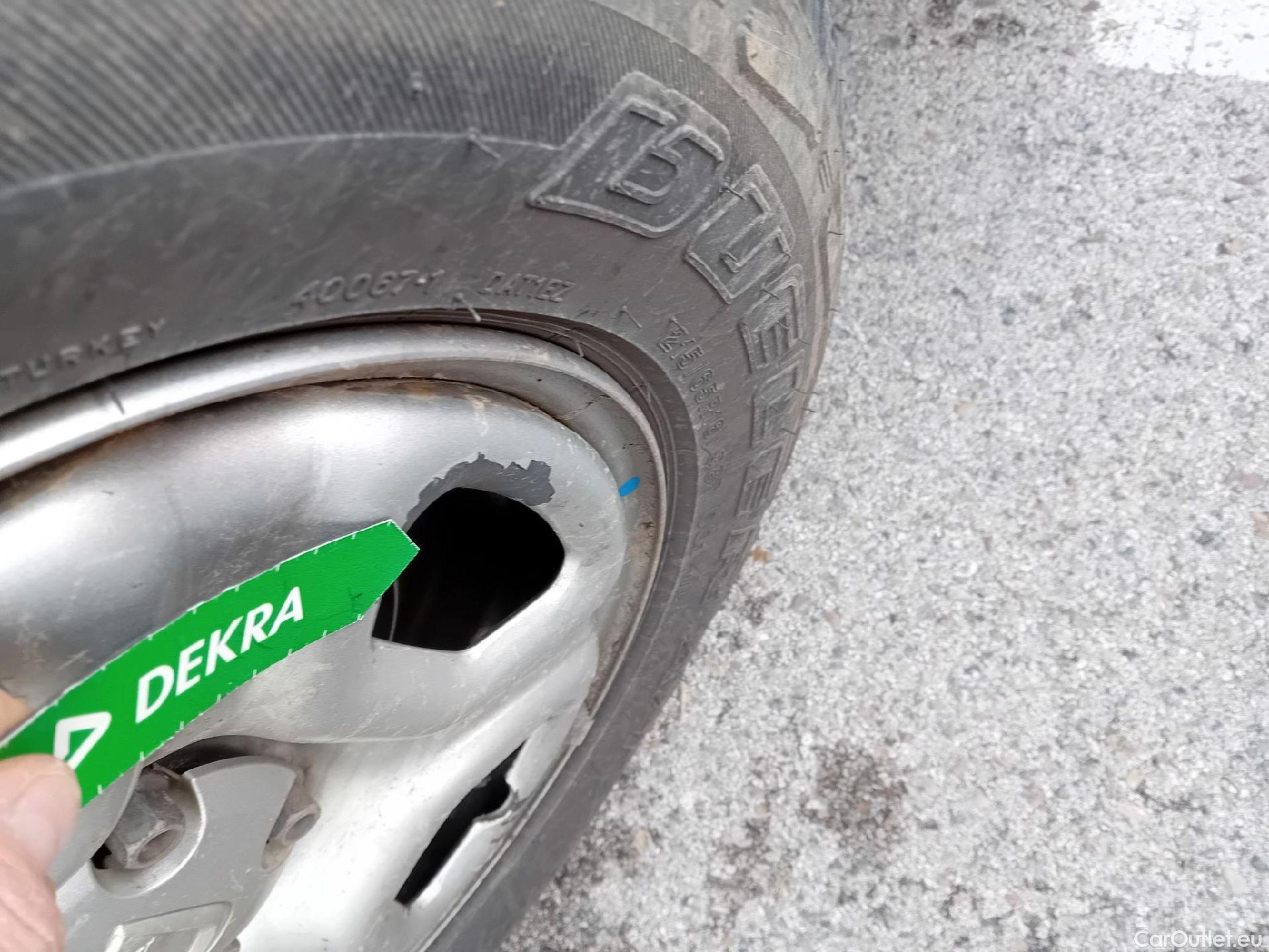  Dacia  Duster DACIA  / 2018 / 5P / todoterreno Essential Blue dCi 85kW (115CV) 4X4 #17