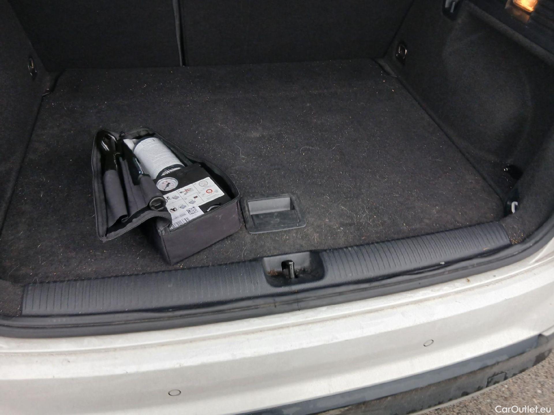  Audi  Q2 AUDI  / 2020 / 5P / todoterreno Advanced 35 TFSI 110kW (150CV) S tronic (AC) #3