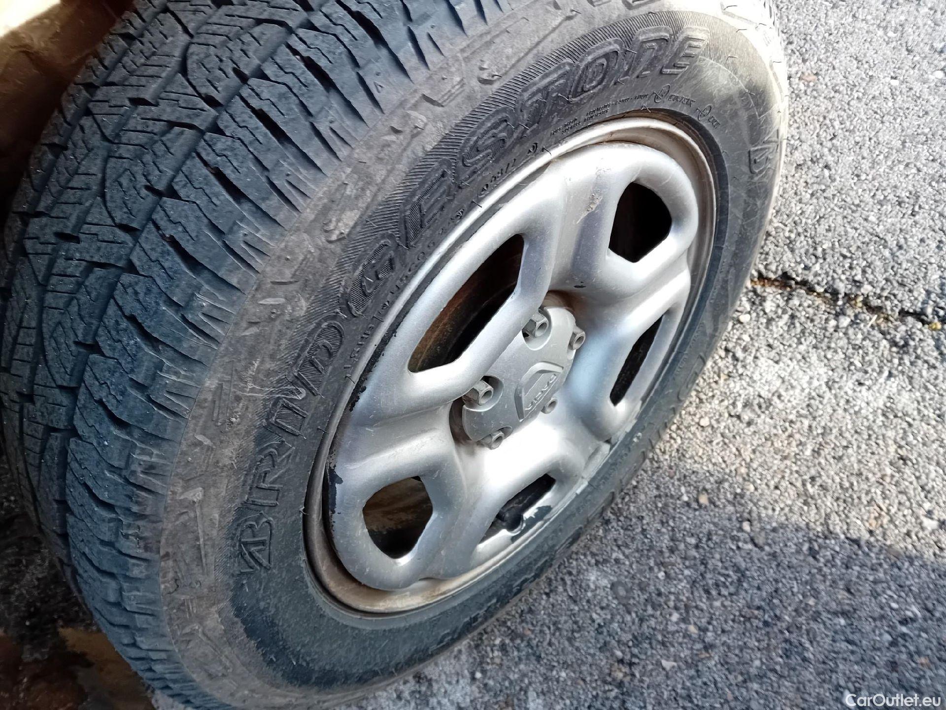  Dacia  Duster DACIA  / 2018 / 5P / todoterreno Essential Blue dCi 85kW (115CV) 4X4 #25