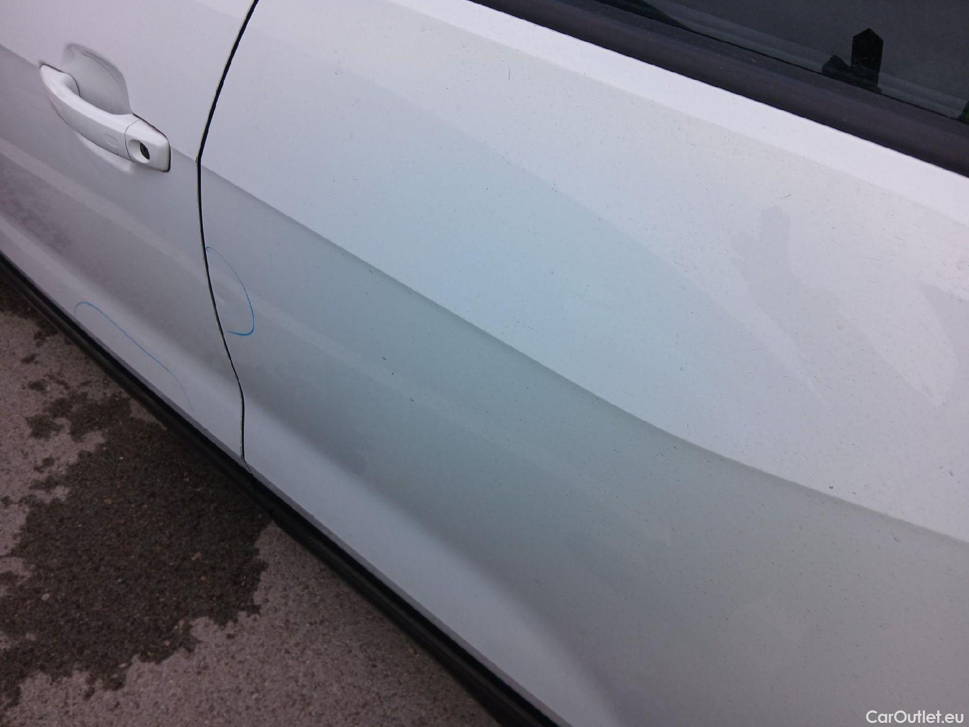  Audi  Q2 AUDI  / 2016 / 5P / todoterreno Design 30 TFSI 85kW (116CV) #13