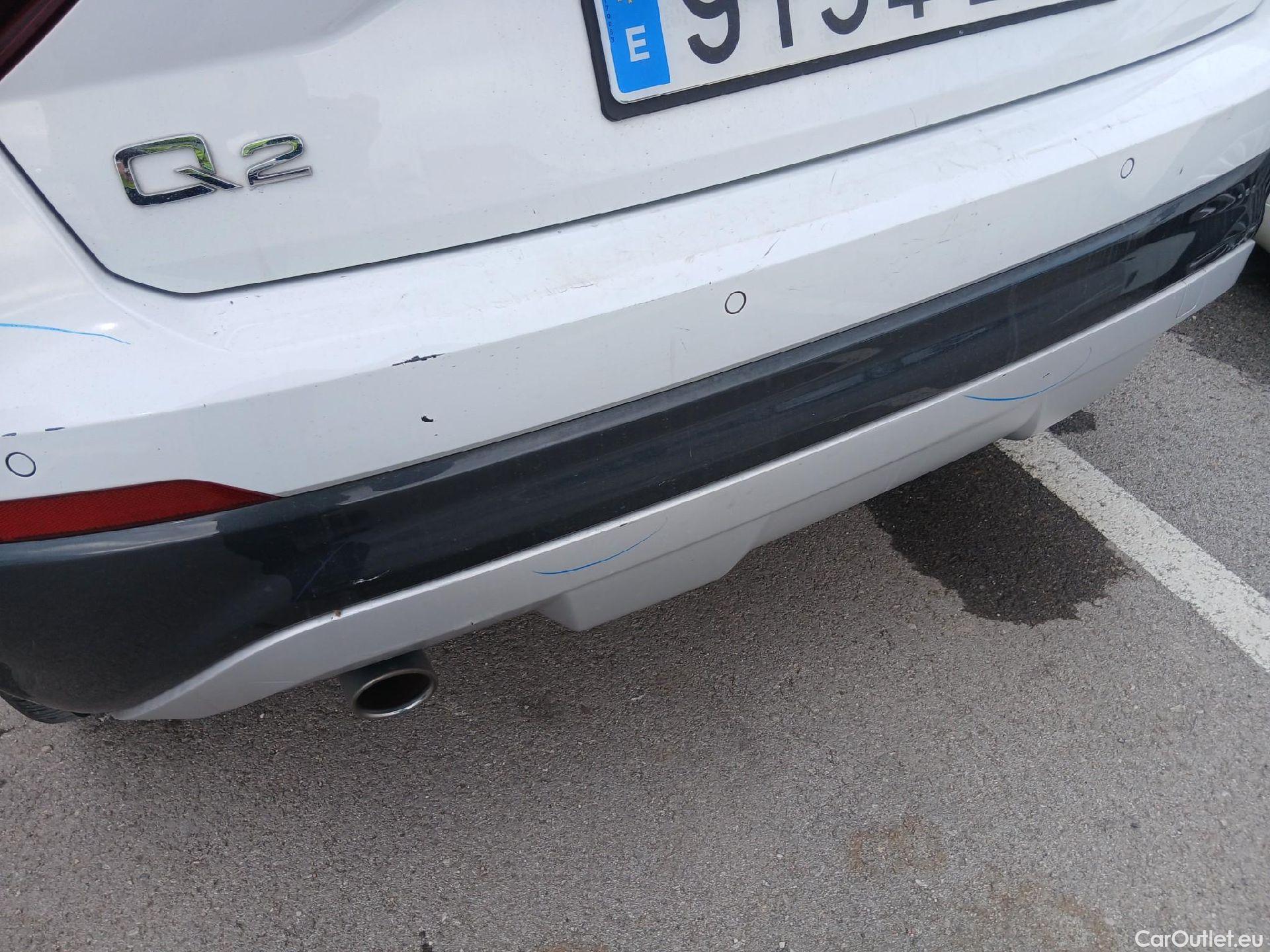  Audi  Q2 AUDI  / 2016 / 5P / todoterreno Design 30 TFSI 85kW (116CV) #25