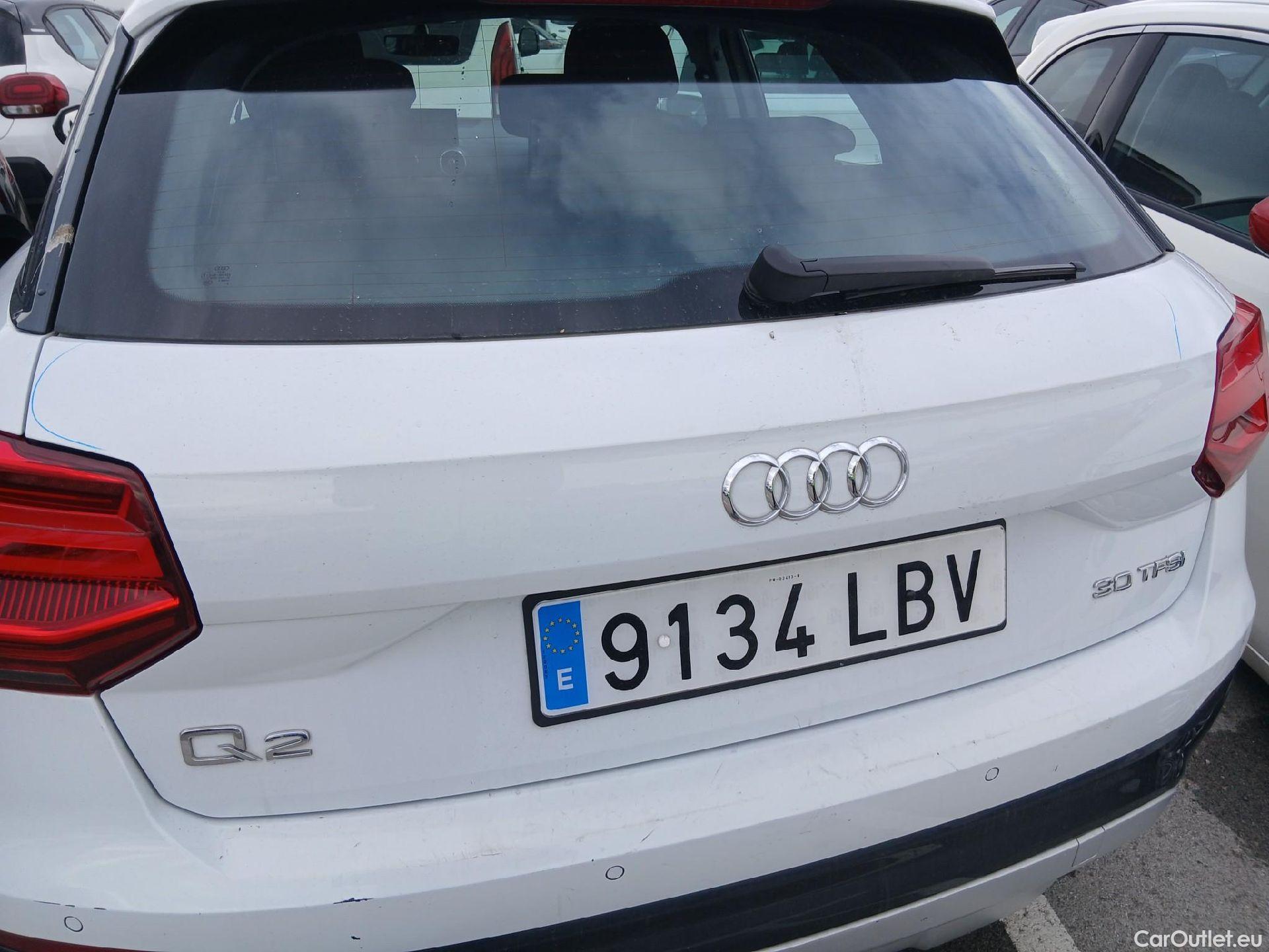  Audi  Q2 AUDI  / 2016 / 5P / todoterreno Design 30 TFSI 85kW (116CV) #18