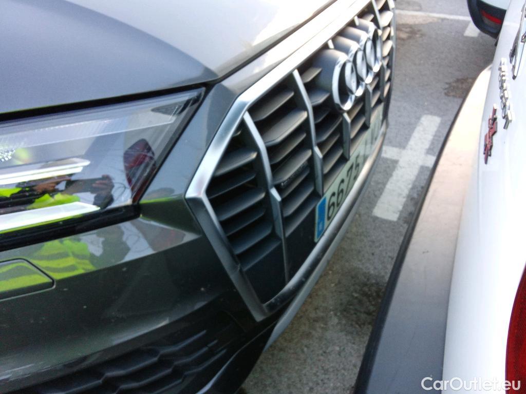  Audi  Q7 AUDI  / 2019 / 5P / todoterreno 45 TDI 170kW (232CV) quattro tiptronic #13