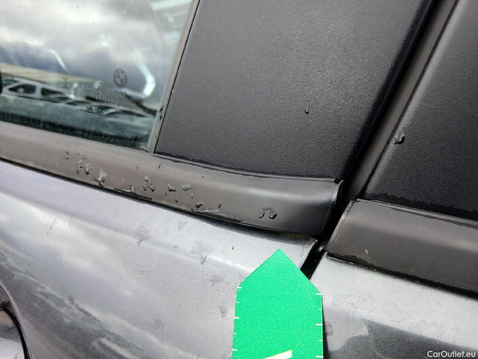  Bmw  Serie 1 BMW  / 2019 / 5P / berlina con portón 118i #36