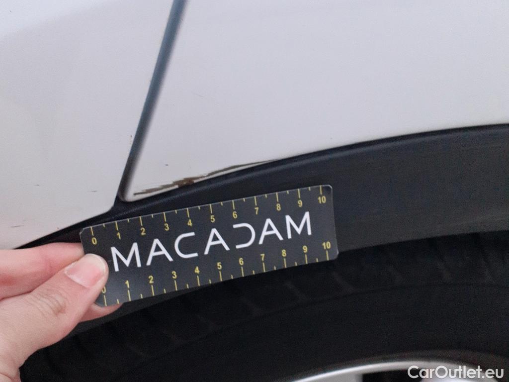  KIA  Sportage KIA  / 2018 / 5P / todoterreno 1.6 MHEV Concept 85kW (115CV) 4x2  #8