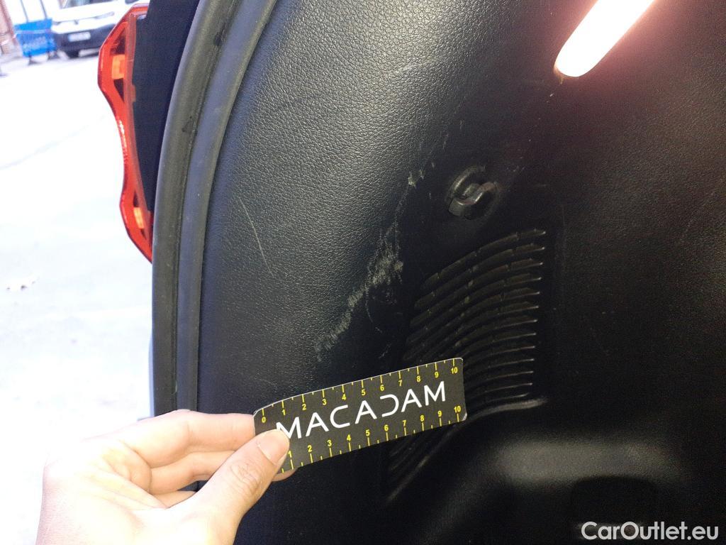  KIA  Sportage KIA  / 2018 / 5P / todoterreno 1.6 MHEV Concept 85kW (115CV) 4x2  #19