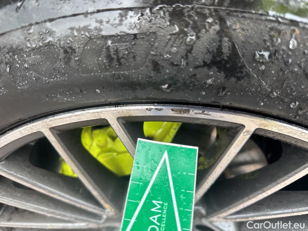  Porsche  Cayenne PORSCHE  Coupé / 2019 / 5P / todoterreno E-Hybrid #4