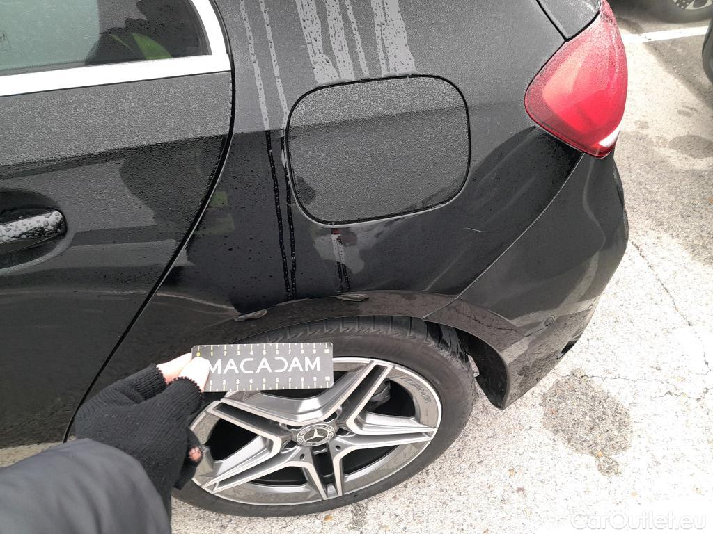  Mercedes  A-Klasse MERCEDES-BENZ Clase A / 2018 / 5P / berlina con portón A 200 d #3