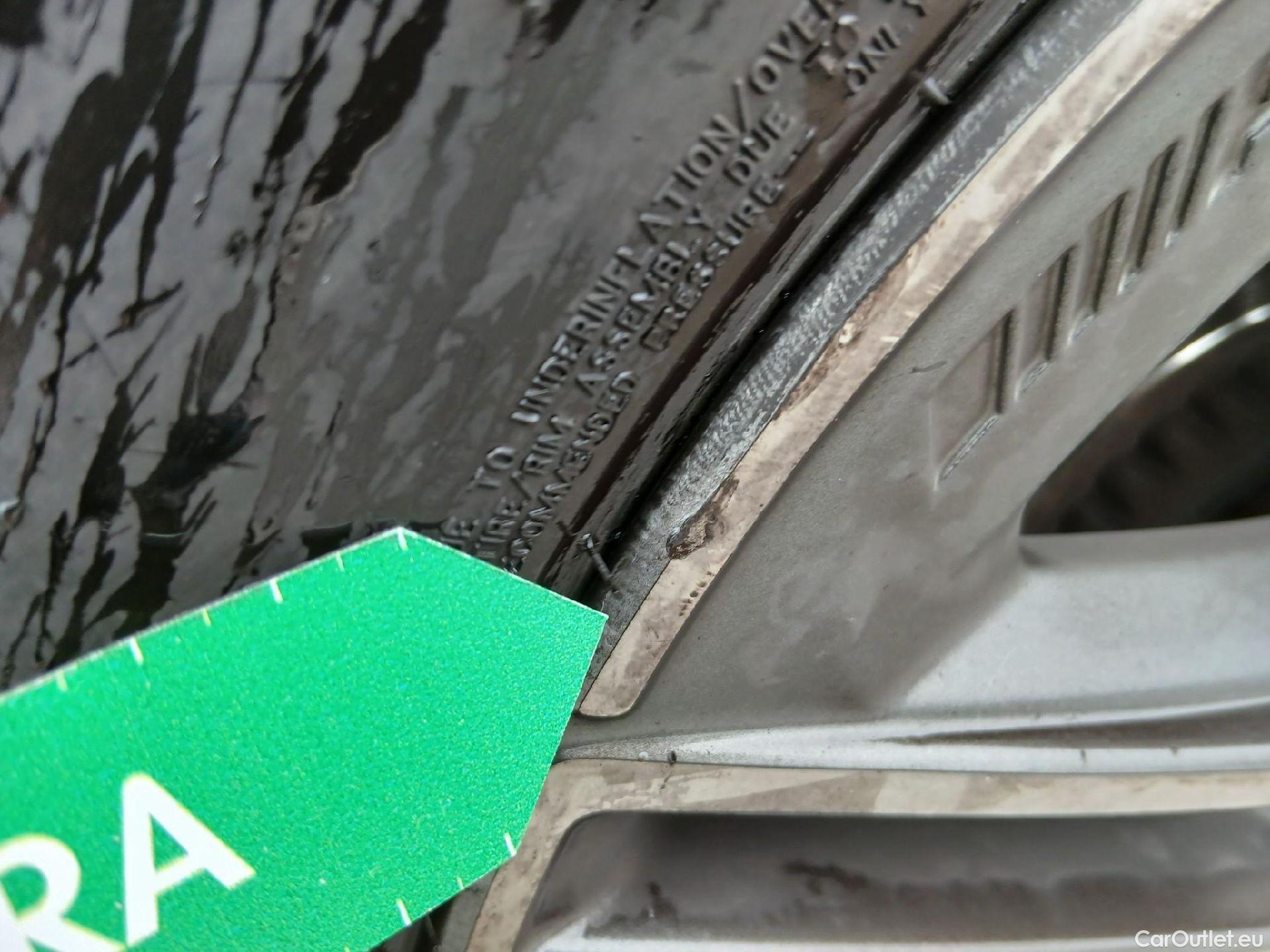  Mercedes  G-Klasee MERCEDES-BENZ GLC Coupé / 2019 / 5P / coupé GLC 220 d 4MATIC #31