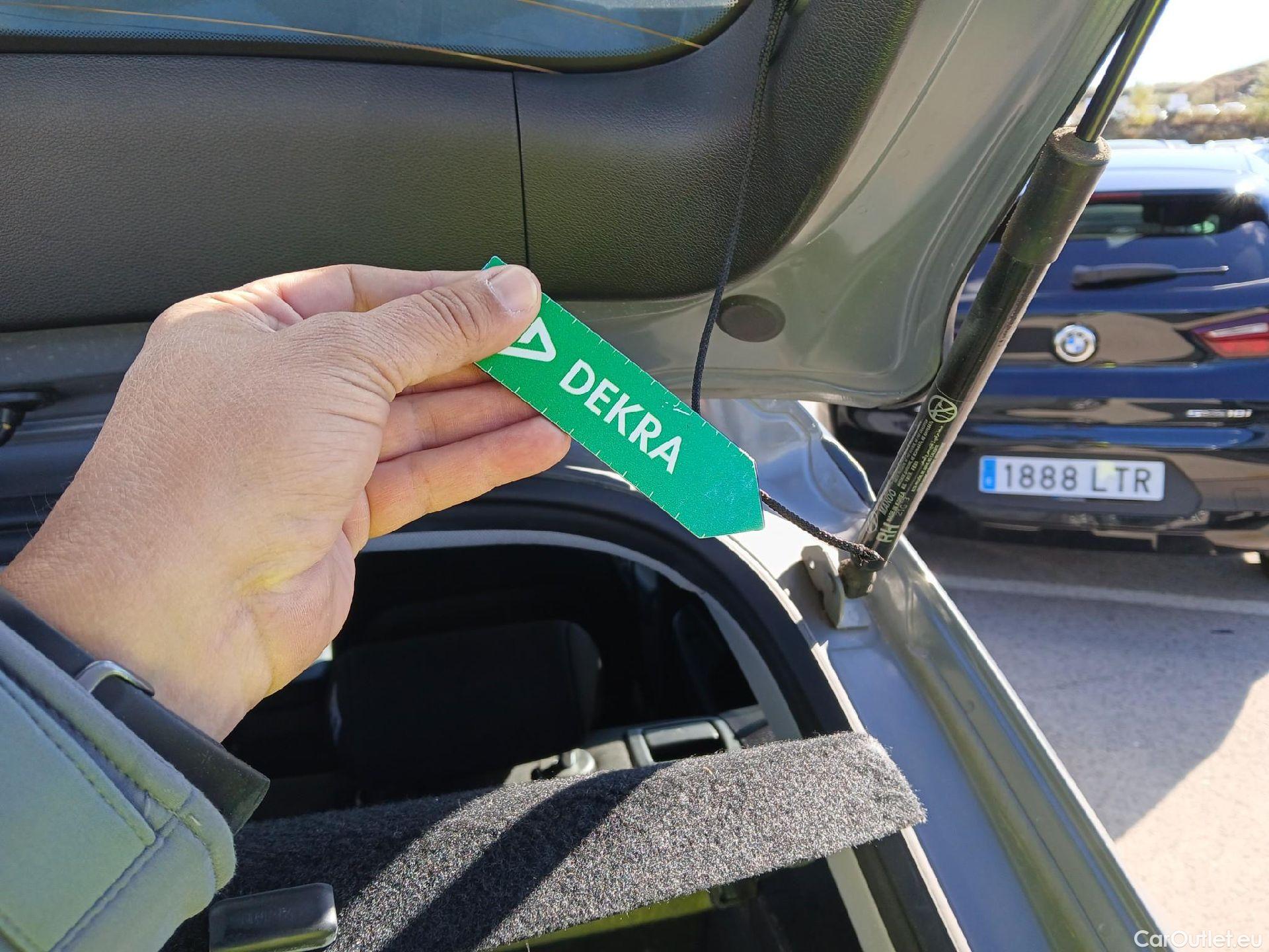  Hyundai  Konna HYUNDAI Kona / 2020 / 5P / todoterreno 1.0 TGDI Klass 4X2 #6