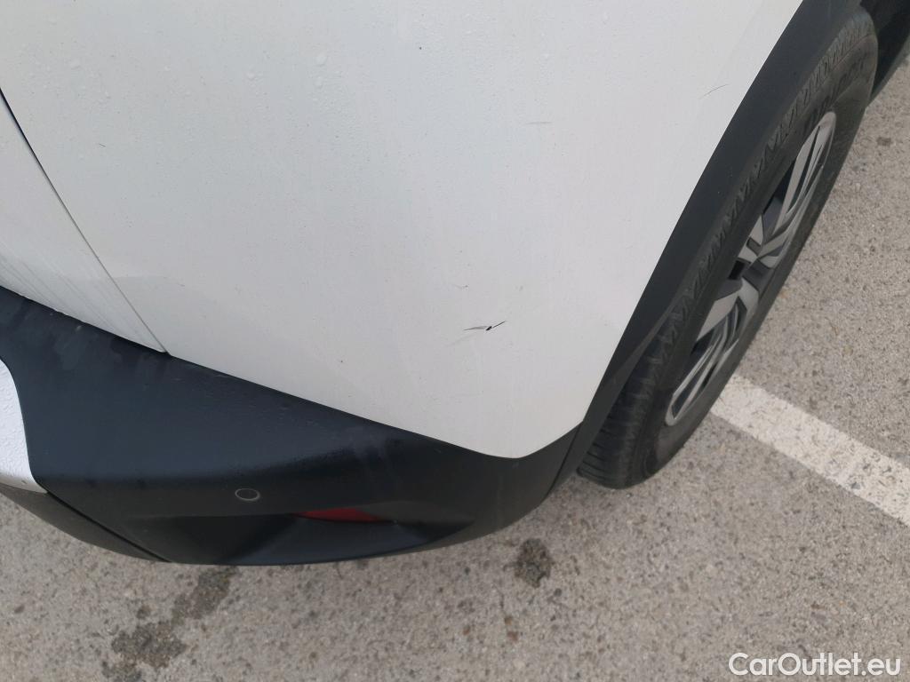  Peugeot  2008 PEUGEOT  / 2019 / 5P / todoterreno Active Puretech 100 S&S BVM6 #9