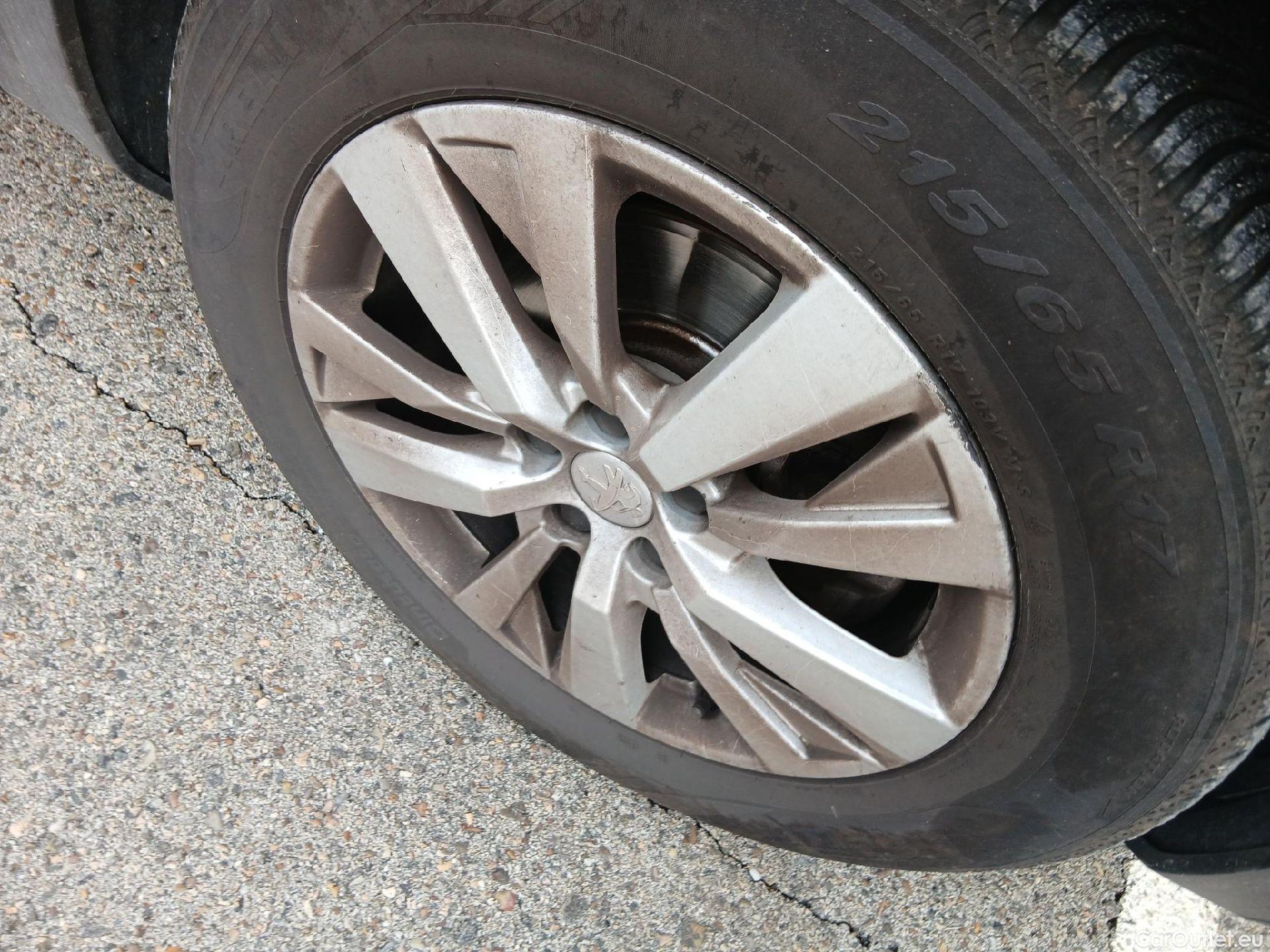  Peugeot  3008 PEUGEOT  / 2020 / 5P / todoterreno 1.5 BlueHDi 96kW (130CV) S&S Active Pack #6