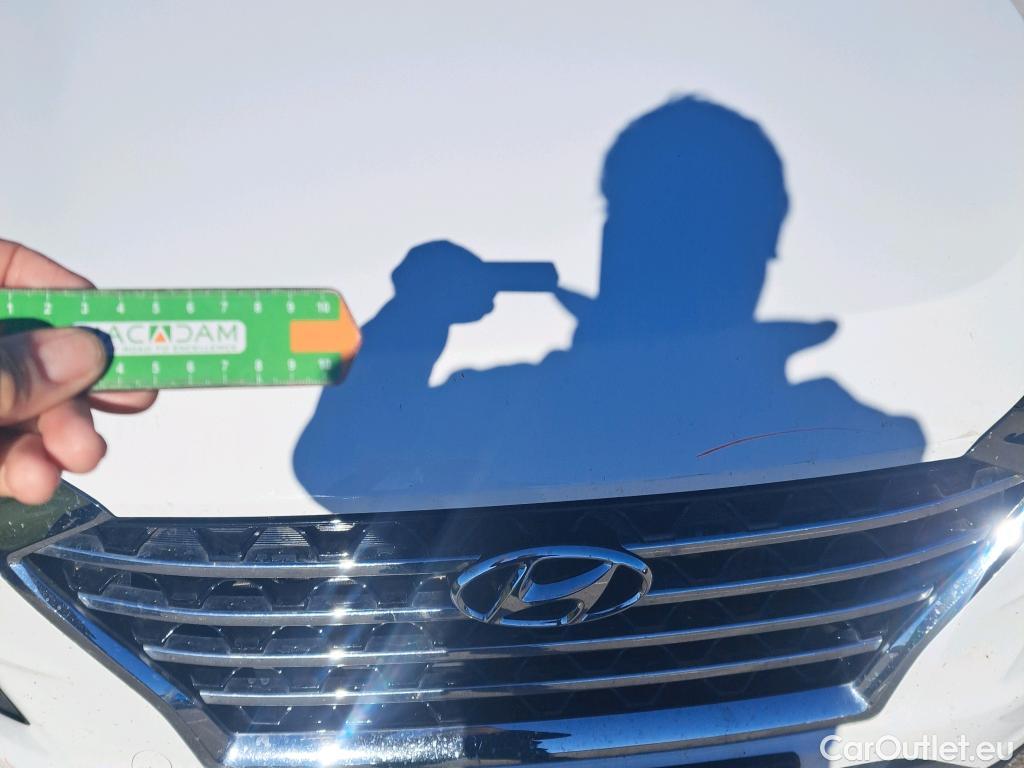  Hyundai  Tucson HYUNDAI  / 2018 / 5P / todoterreno 1.6 CRDI 85kW (116CV) 48V SLE 4X2(SP)(SL) #22