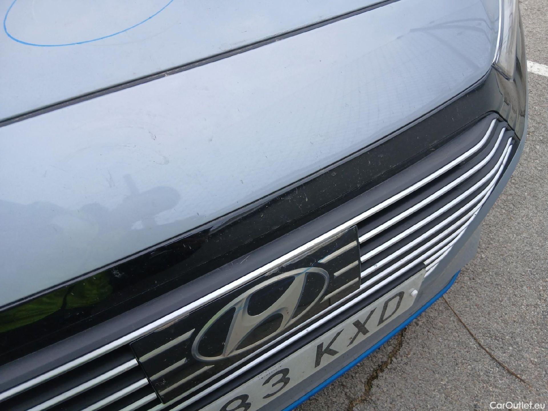  Hyundai   Ioniq HYUNDAI / 2016 / 5P / berlina con portón 1.6 GDI HEV Tecno DCT (AC) #13