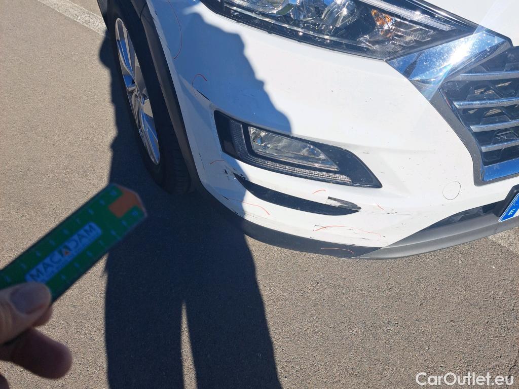  Hyundai  Tucson HYUNDAI  / 2018 / 5P / todoterreno 1.6 CRDI 85kW (116CV) 48V SLE 4X2(SP)(SL) #10