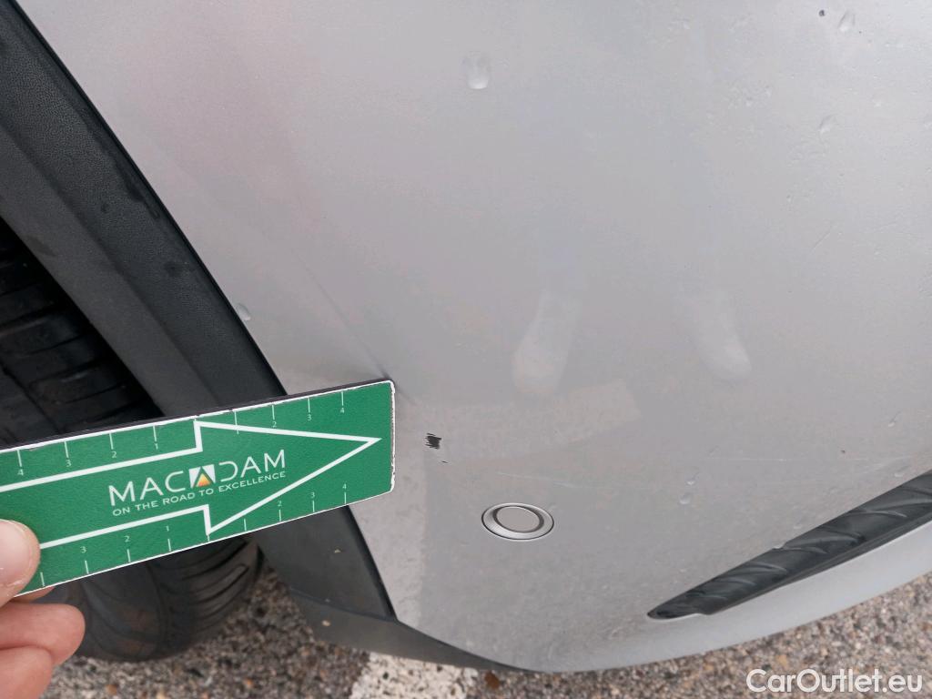  Mercedes  GLA MERCEDES-BENZ  / 2020 / 5P / todoterreno  180 #3